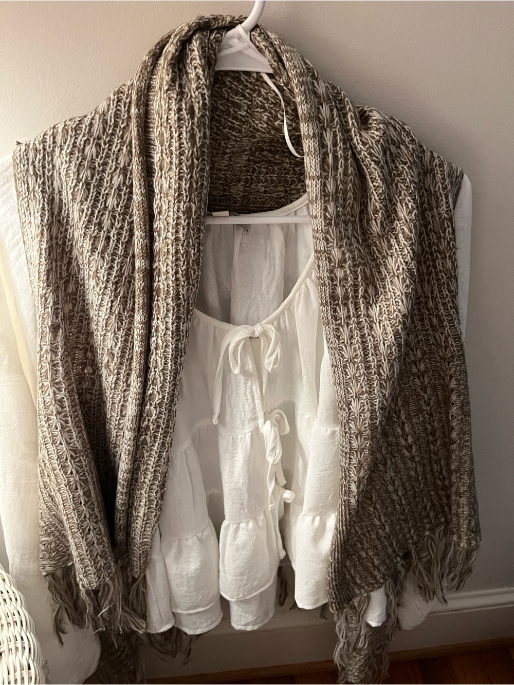Francesca's Collections Women’s White Peasant Top with Taupe Knit Shawl